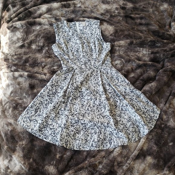 H&M Fit and Flair Black & White Dress - Size 8 - Picture 11 of 14